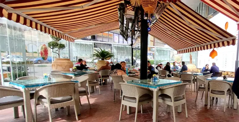 رستوران بهزاد شهرک غرب