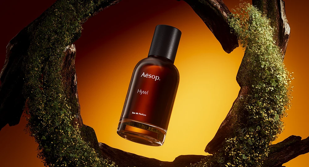 از برترین برند های عطر مردانه ازوپ ادو پرفیوم