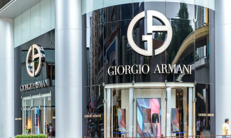 Armani از بهترین برندهای چرم در دنیا