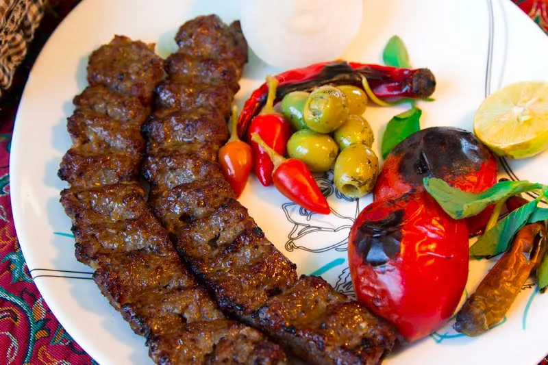 کبابی بهار
