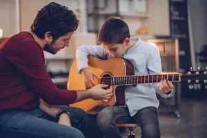بهترین آموزشگاه گیتار در تهران کجاست؟