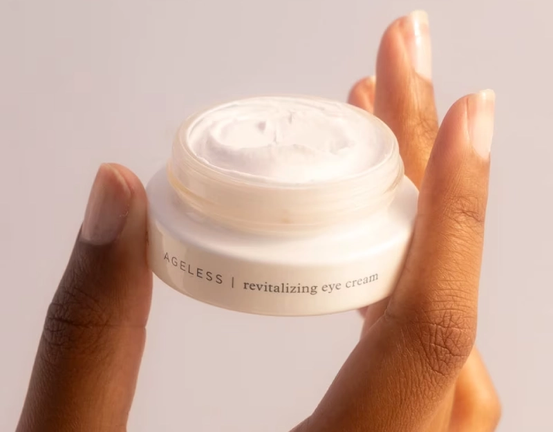 ageless eye cream تاچا از بهترین برندهای کرم دور چشم