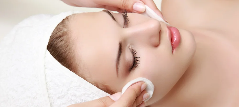کلینیک تخصصی زیبایی و مرکز فیشیال دالیا