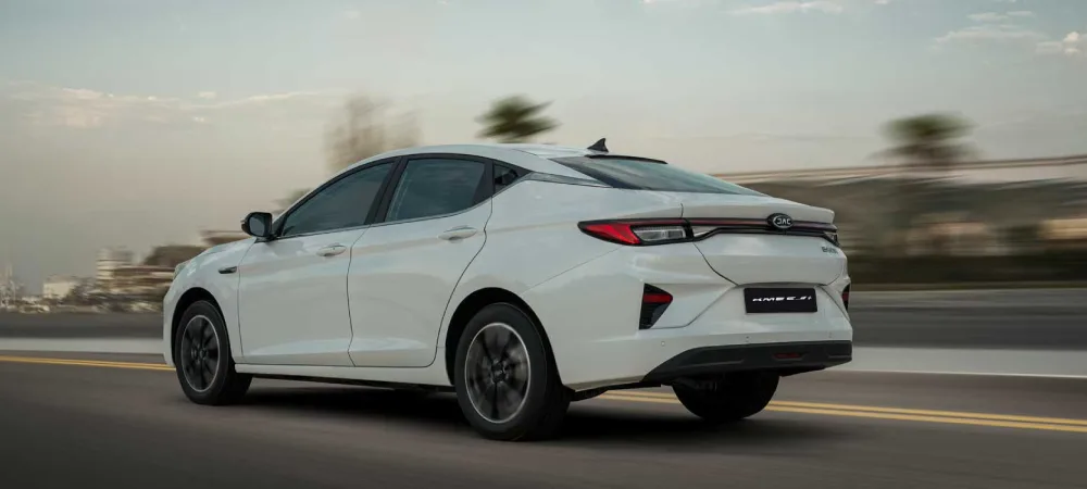 خودرو برقی در ایران KMC – EJ7
