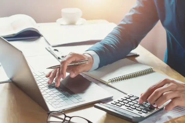 خدمات حسابداری ازتا
