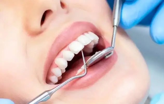 دندانپزشکی آریا