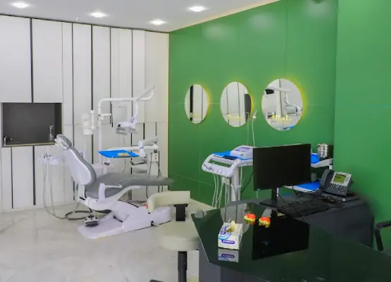 دندانپزشکی روشا سعادت آباد