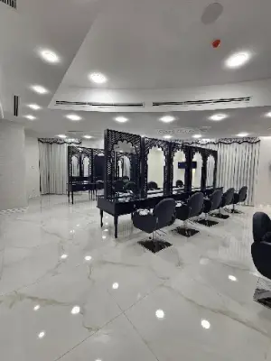 سالن زیبایی شبنم نظیف در سعادت آباد