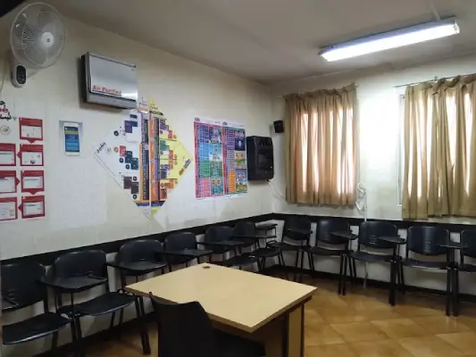سفیر شعبه سعادت آباد
