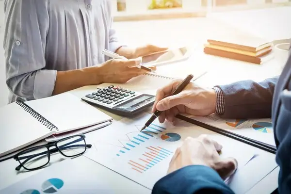 شرکت حسابداری برناتکس