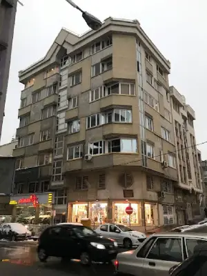 شرکت خدمات پرستاری اول سفیر سلامت در تهران