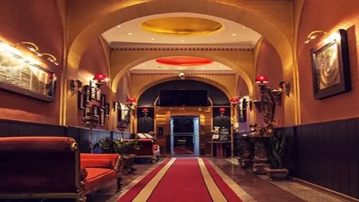 نارنجستان سعادت آباد