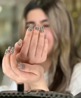کاشت ناخن مونا یزدانی سعادت آباد