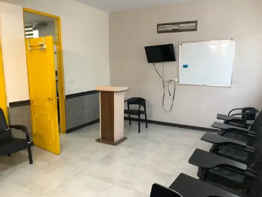 کلاس زبان ایران اروپا