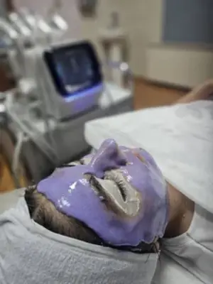 خدمات پوست مولیان