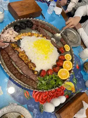 رستوران غذا ایرانی مرشد در سعادت آباد تهران